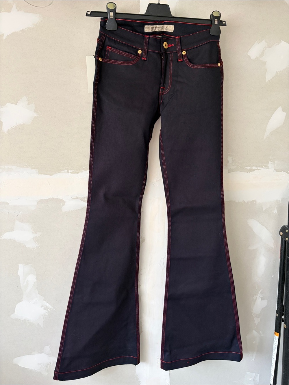 NWT Burberry Flared Jeans with Red Contrast Stitching size 26